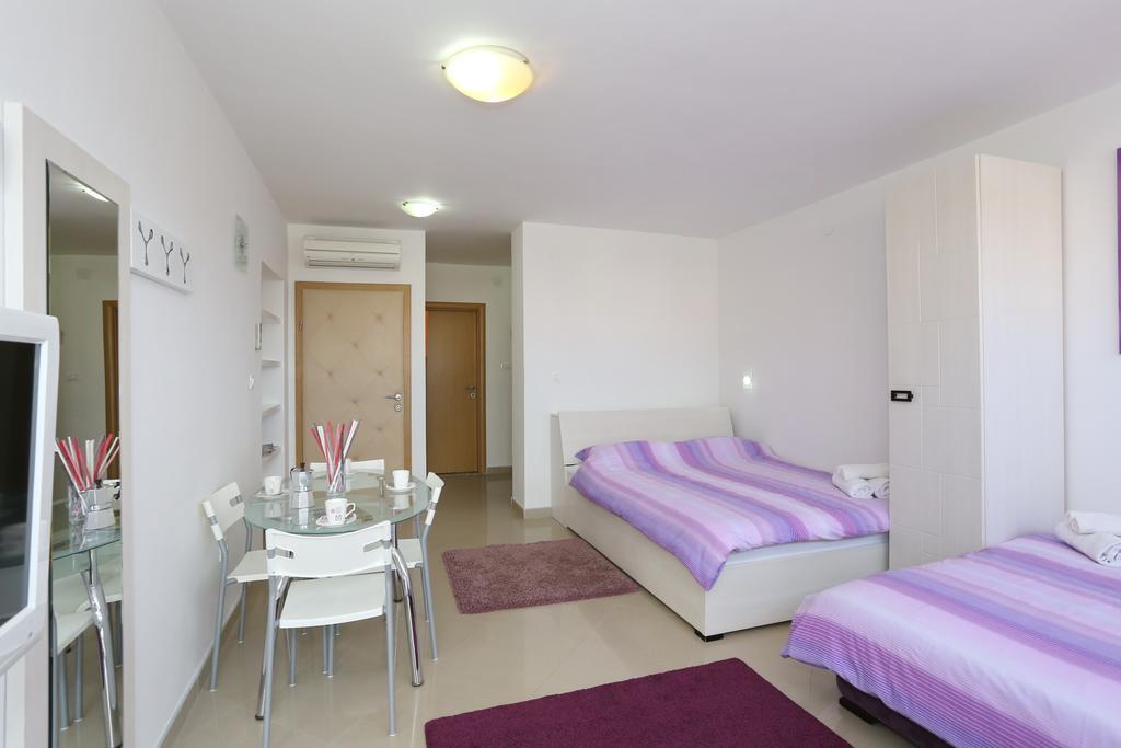 Luxury Town Center Apartments Zadar Pokoj fotografie